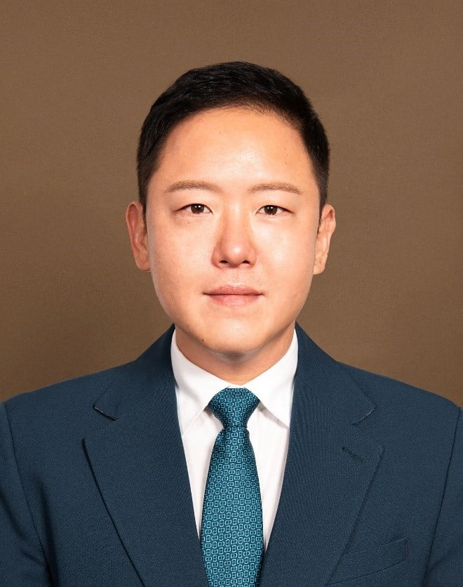 广厦半场大胜四川！赵岩昊回暖，续峻玮奇兵，首发四将齐爆！