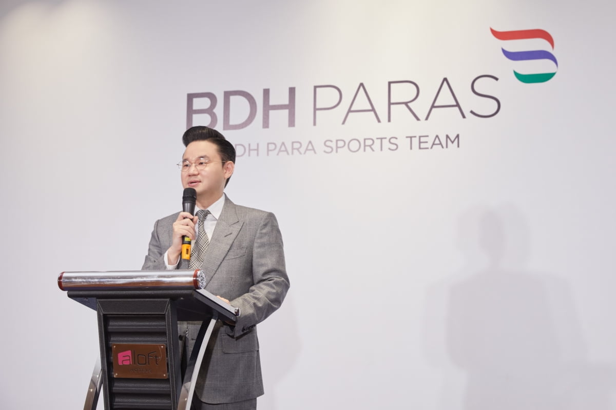 NBA杯战报：东契奇37+12，莫兰特31分，独行侠121-116逆转灰熊