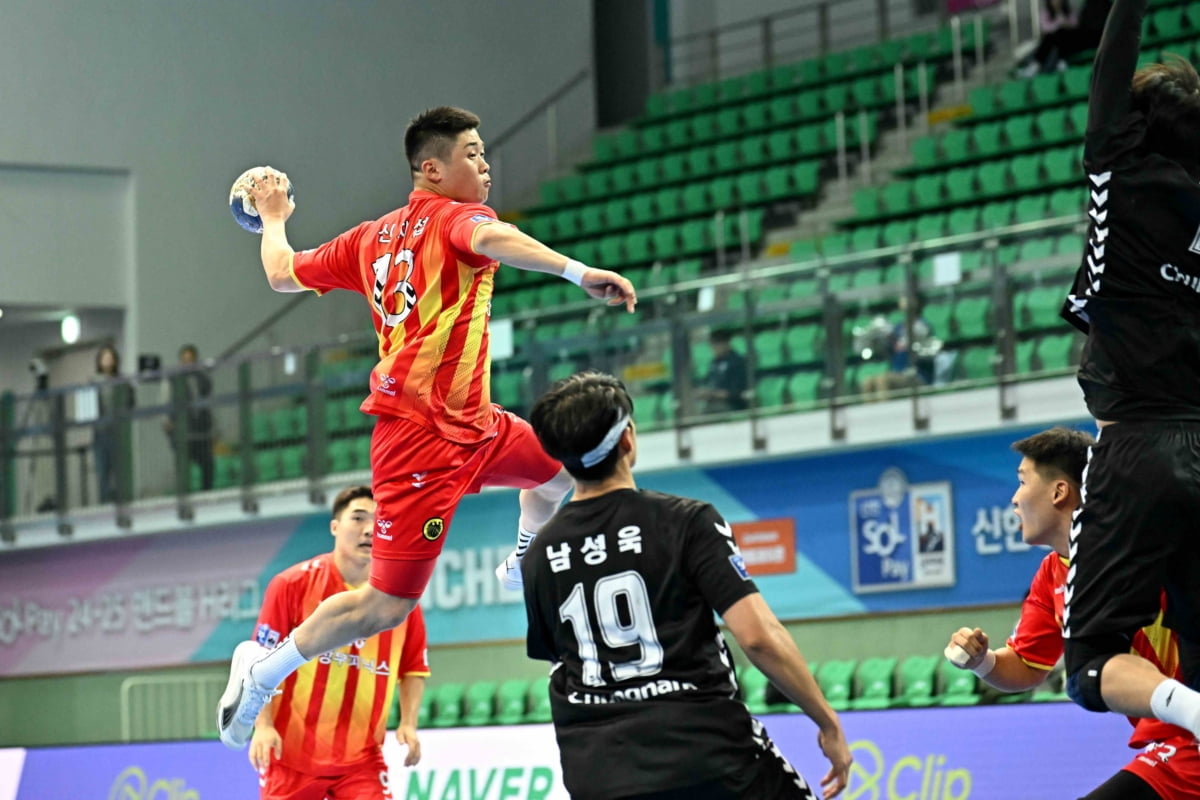 斯图加特3-3美因茨，米约首开记录，莱奇救主