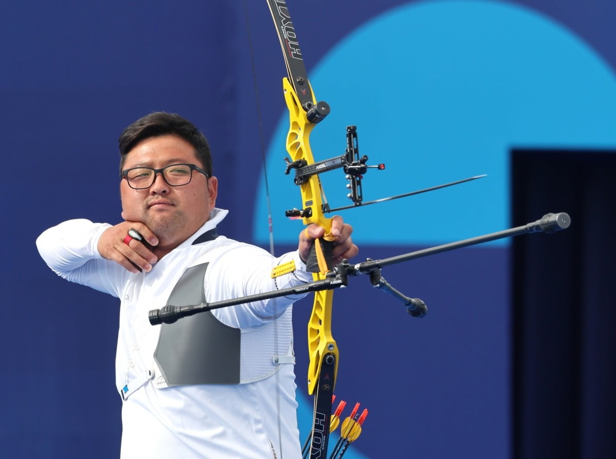 姆巴佩：最重要的是冠军，七个冠军中我们已经赢得了头两个