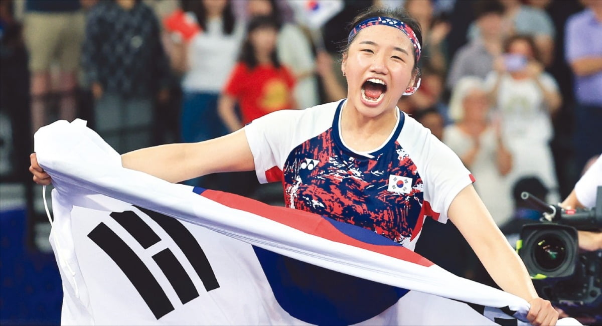 克里斯滕森：俱乐部只告诉我好好恢复；我想重新回到会首发
