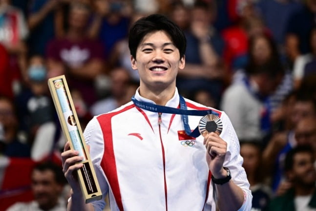 意甲-国米3-0恩波利距榜首4分 劳塔罗传射弗拉泰西双响
