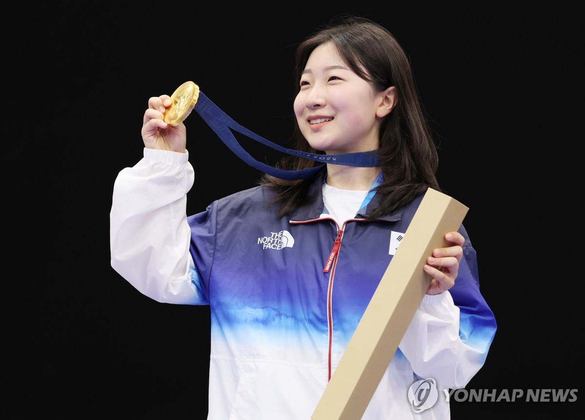 在罗德里和德布劳内都没首发的近5场英超中，曼城都未能取胜