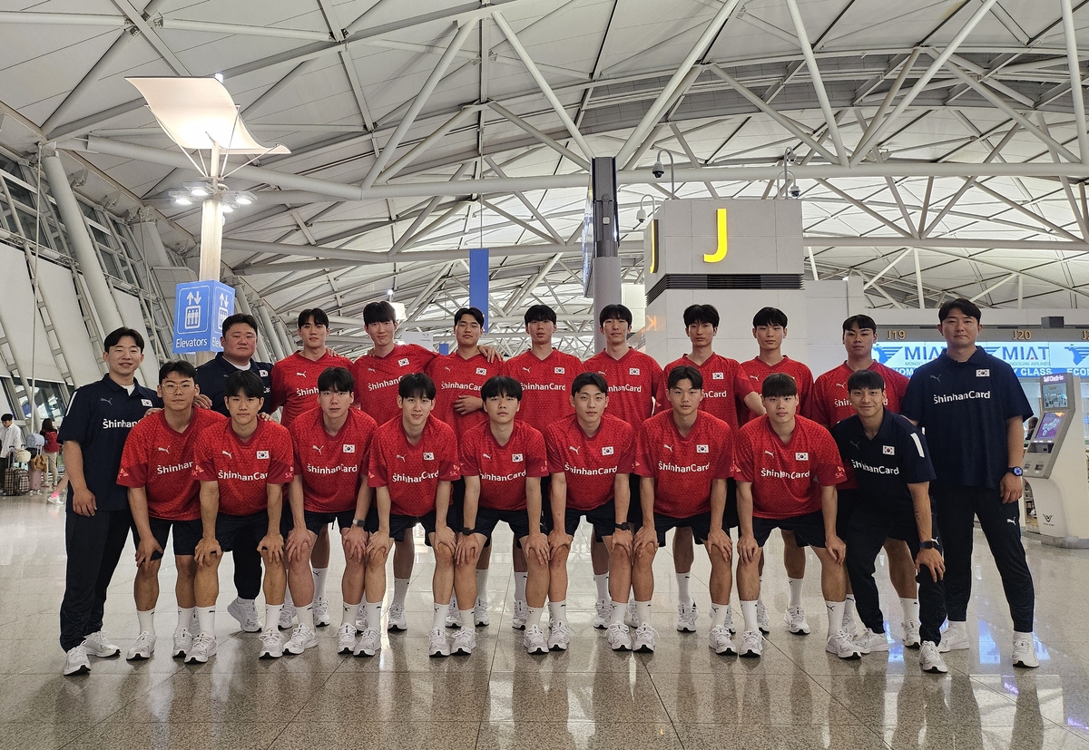 篮网半场13次失误进13球，勒维尔6记三分助骑士领先32分