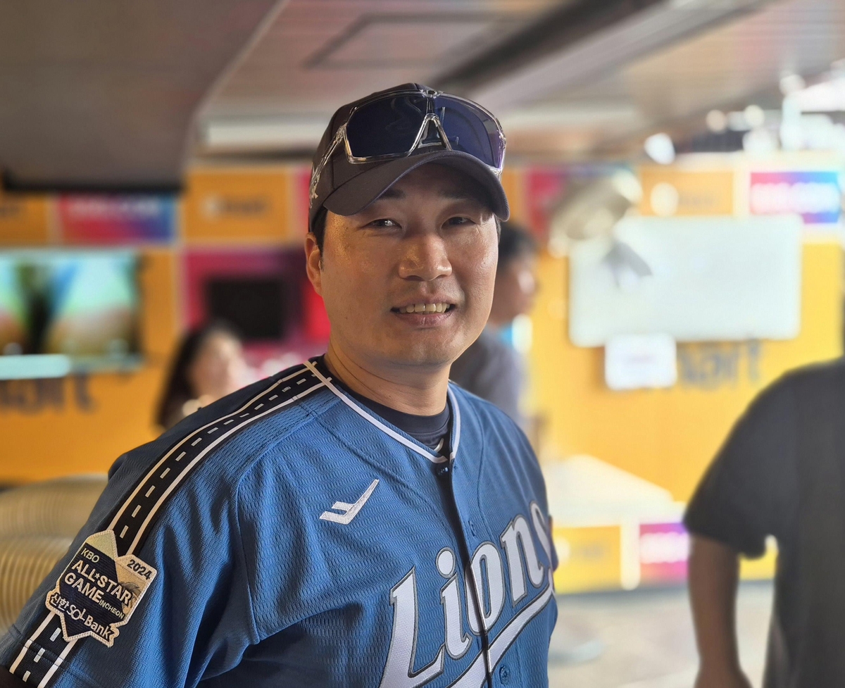 阿莫林：现在仍能感受到曼联历史重量，此刻感觉就像在家一样