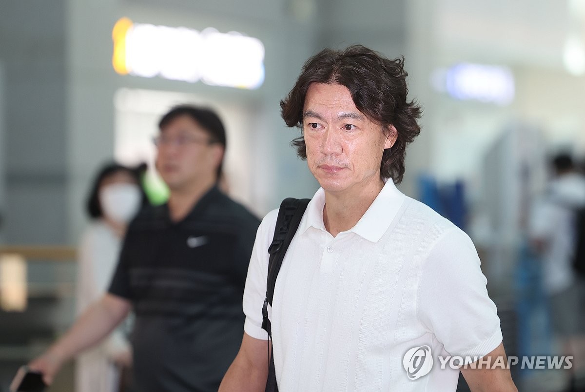 疑似易建联事件的当事人！化完妆以后是这样的