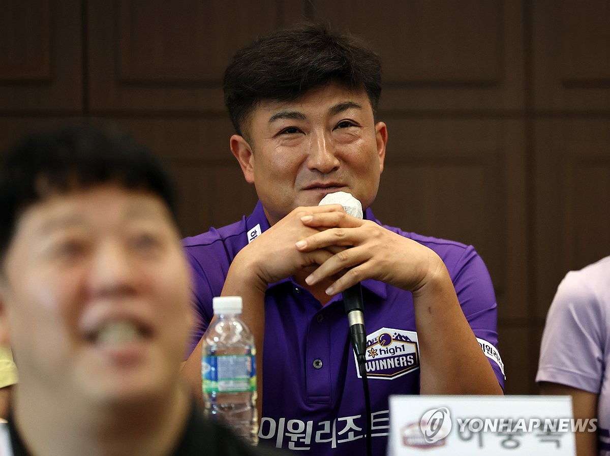 巴媒：利雅得新月内部在讨论冬窗送走内马尔，可能与他解约