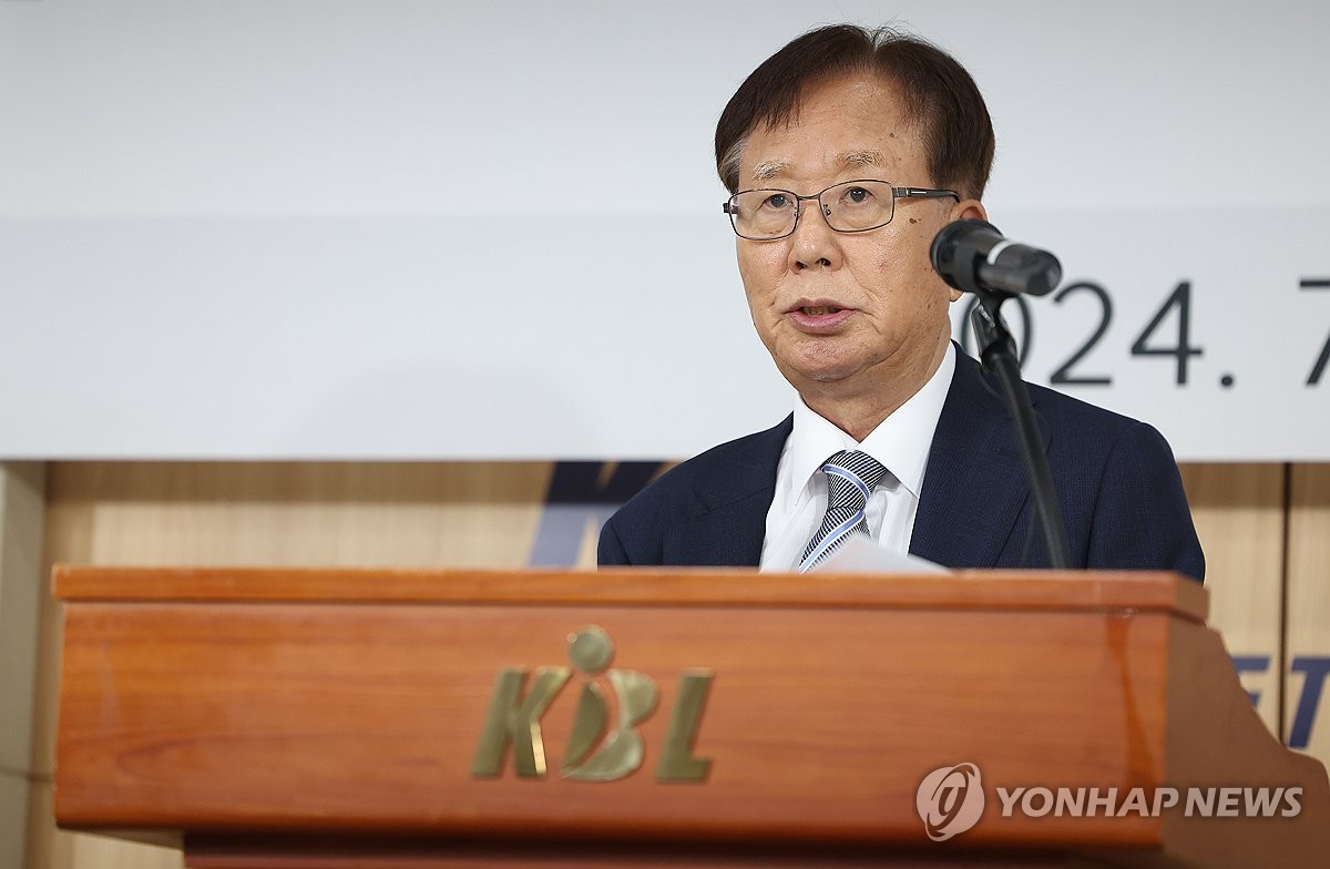 7次扑救，维拉官方：大马丁当选与拜仁一役队内最佳球员