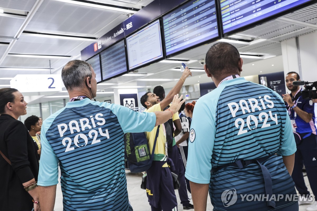 卡利亚里vs恩波利：米纳、扎帕首发，塞巴斯蒂亚诺-埃斯波西托、洛伦佐-科隆博出战