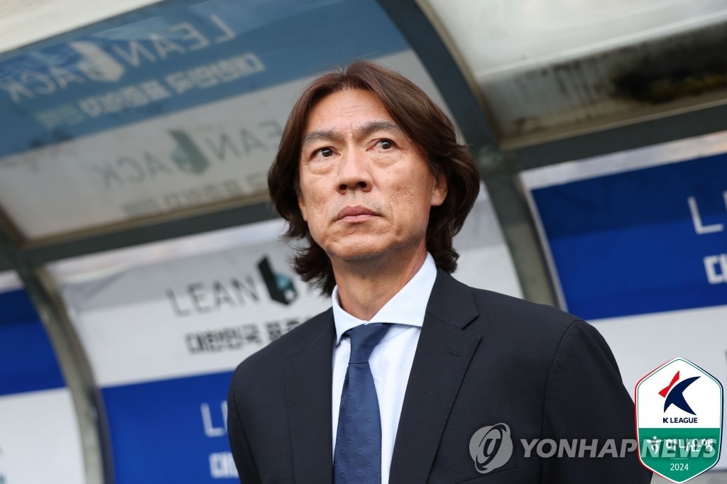 卡斯利：凯恩在训练中非常积极且投入；希望能踢出精彩的比赛