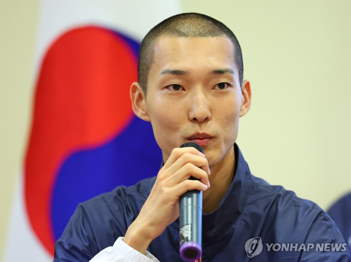 老二次元了索兰克连场进球 庆祝动作分别模仿艾伦和五条悟
